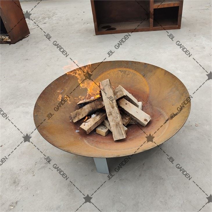 Great Minimalist Fire Pit
