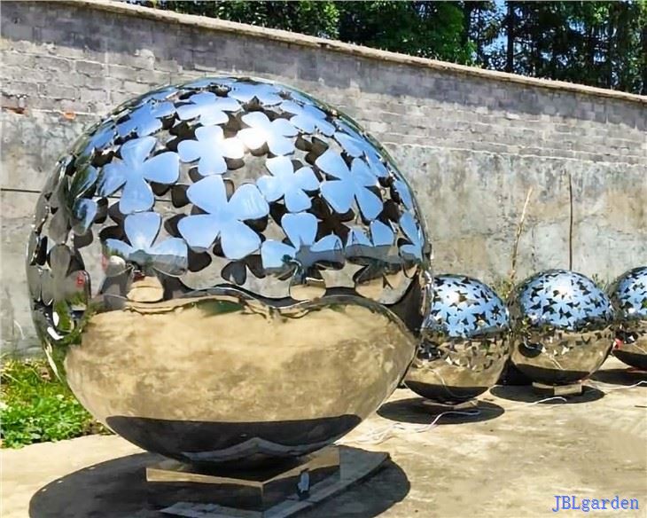 Garden Ornaments Stainless Steel Leaves Flowers Ball Sculpture