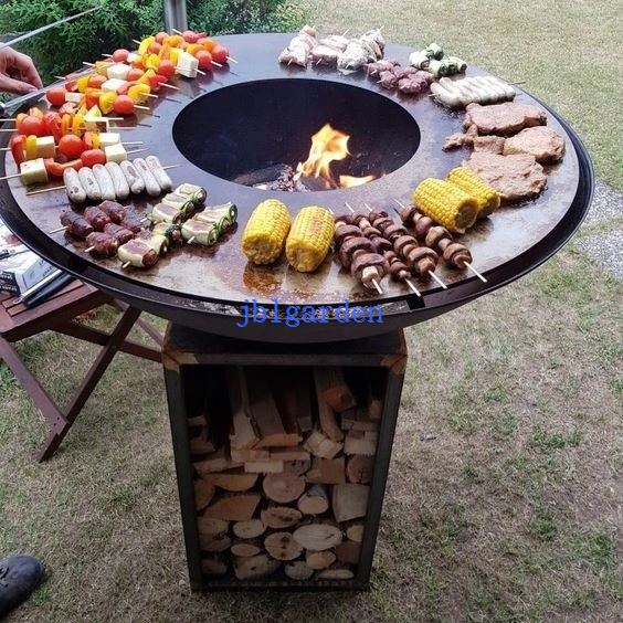 Garden Rusty Metal BBQ GRILL Stove