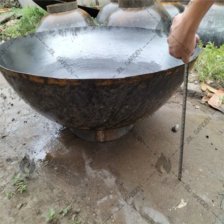 Round Corten Steel Fire Pit