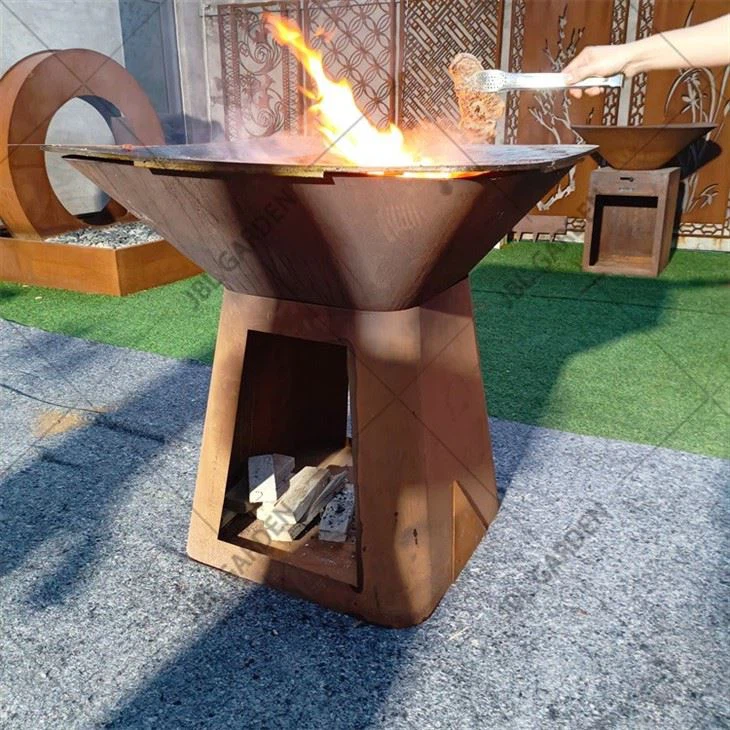 Outdoor Rust Corten Bbq