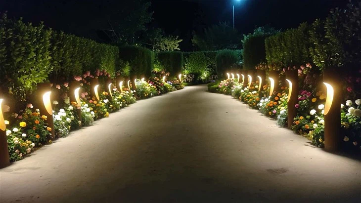 Rust Finish Outdoor Round Post Lamps factory